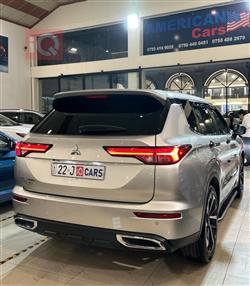 ميتسوبيشي اوتلاندر